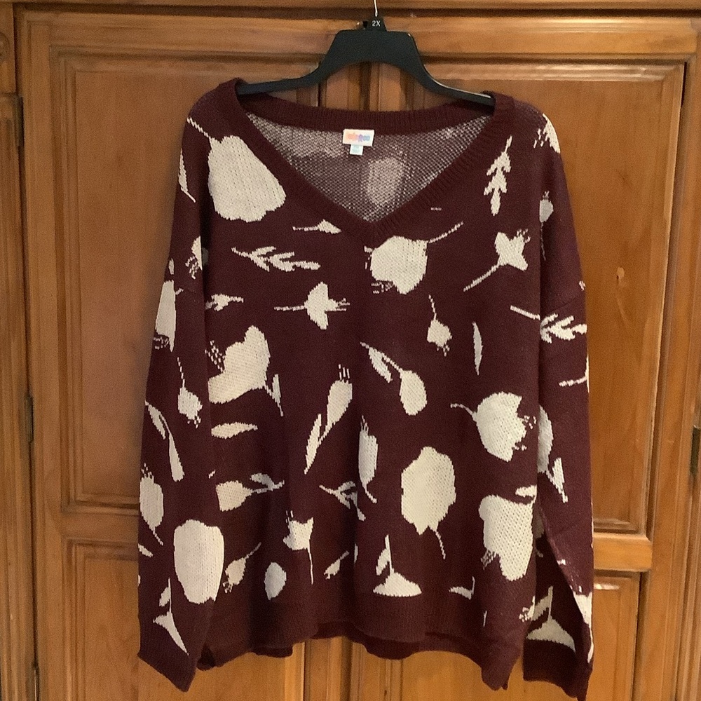 LuLaRoe V-Neck Sweater in Burgundy and Cream
